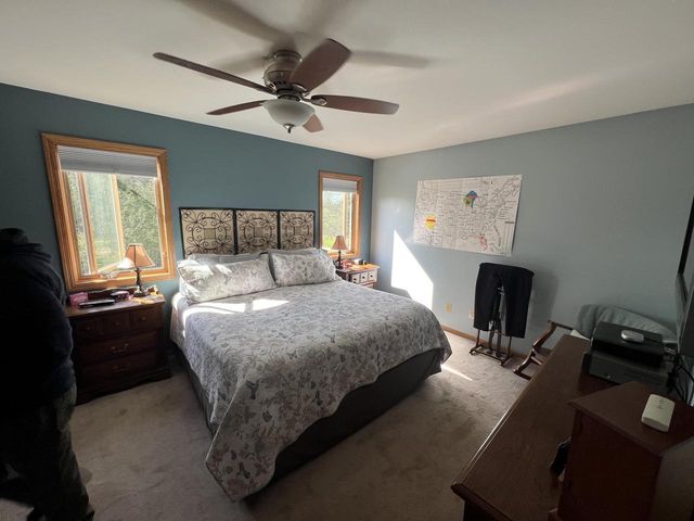 W253S10980 Hunters Run, Mukwonago, WI 53149