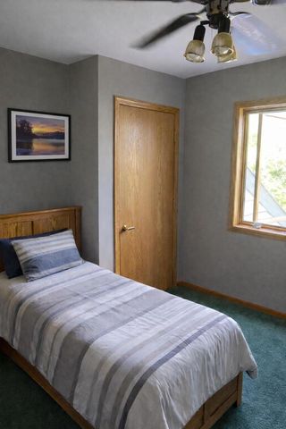W253S10980 Hunters Run, Mukwonago, WI 53149