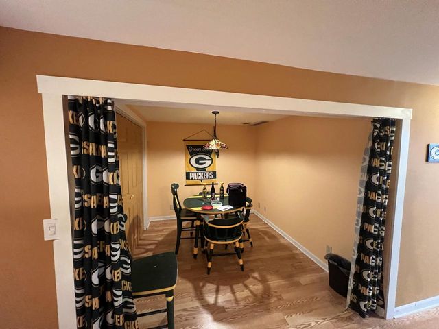 W253S10980 Hunters Run, Mukwonago, WI 53149