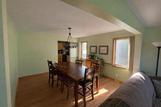 W253S10980 Hunters Run, Mukwonago, WI 53149