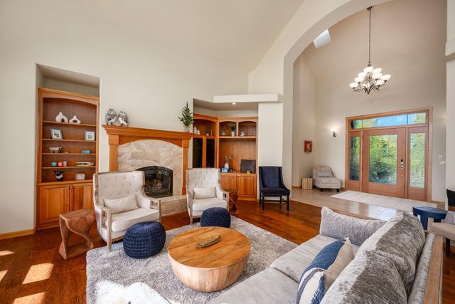 20960 Royal Oak Circle, Bend, OR 97701