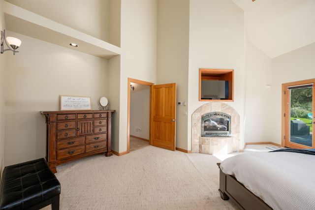20960 Royal Oak Circle, Bend, OR 97701