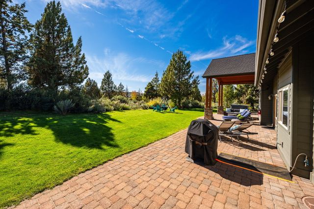 20960 Royal Oak Circle, Bend, OR 97701
