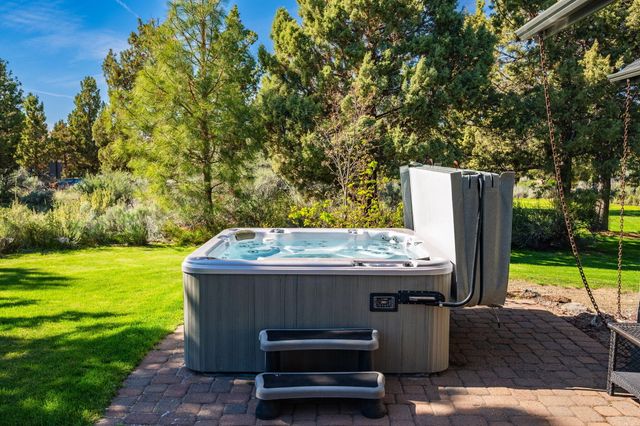 20960 Royal Oak Circle, Bend, OR 97701