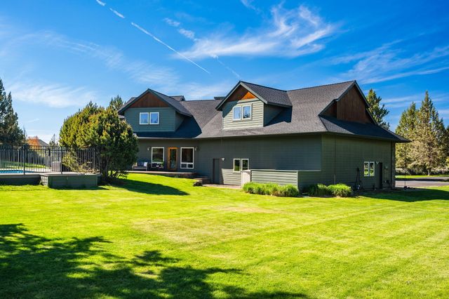 20960 Royal Oak Circle, Bend, OR 97701