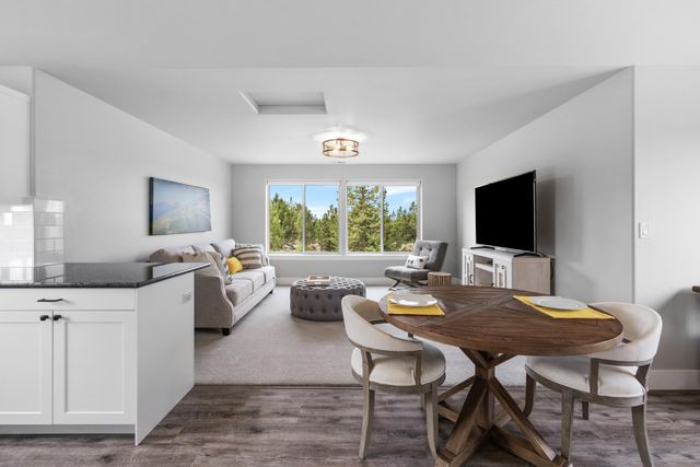 20960 Royal Oak Circle, Bend, OR 97701