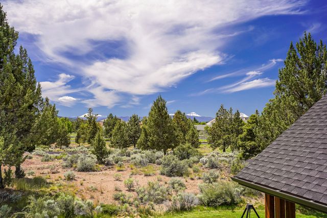 20960 Royal Oak Circle, Bend, OR 97701