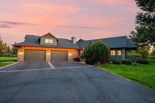 20960 Royal Oak Circle, Bend, OR 97701