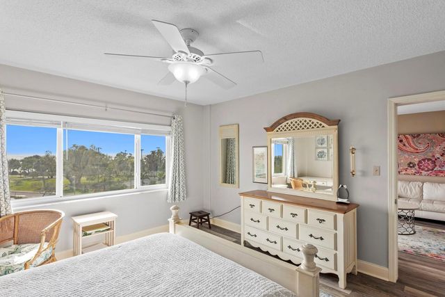 1200 N SHORE DRIVE NE 407, St Petersburg, FL 33701