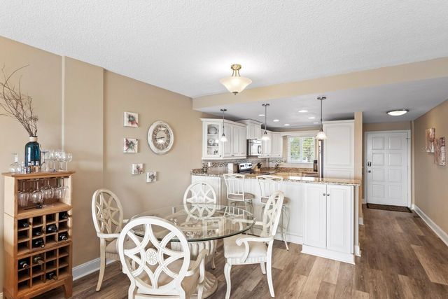 1200 N SHORE DRIVE NE 407, St Petersburg, FL 33701