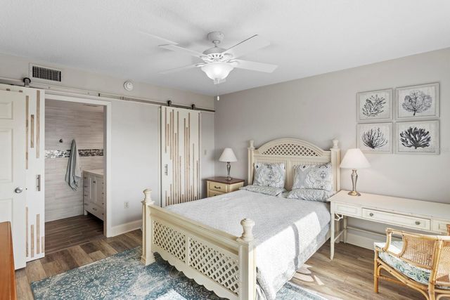 1200 N SHORE DRIVE NE 407, St Petersburg, FL 33701