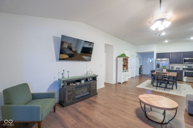 949 Borealis Drive, Franklin, IN 46131