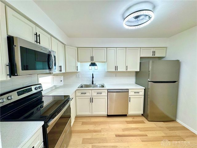 3034 Bright Bounty Lane, Dayton, OH 45449