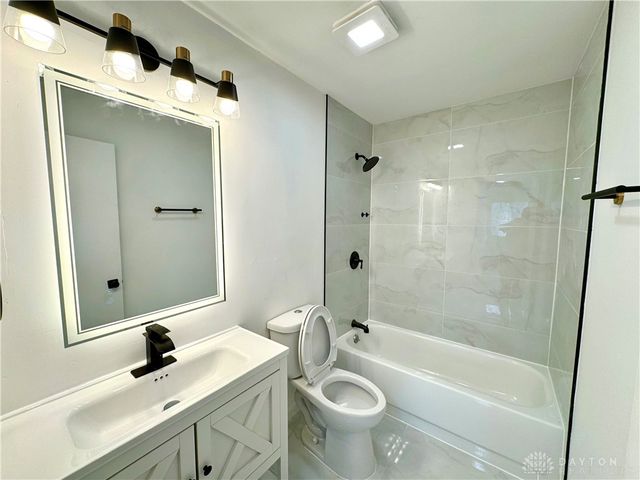 3034 Bright Bounty Lane, Dayton, OH 45449