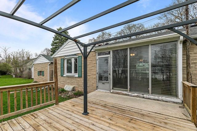 319 S SPRUCE STREET, Appleton, WI 54914