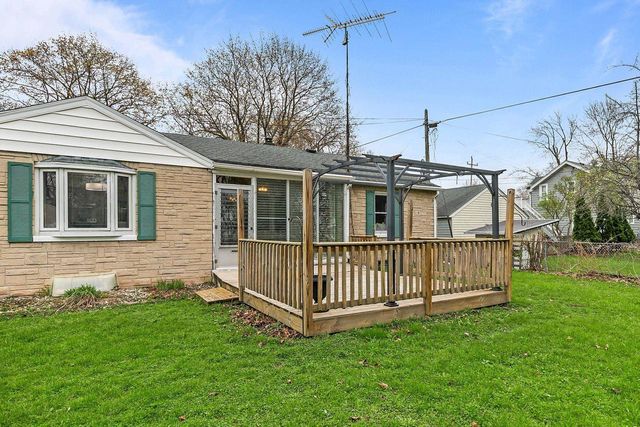 319 S SPRUCE STREET, Appleton, WI 54914