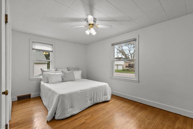 319 S SPRUCE STREET, Appleton, WI 54914