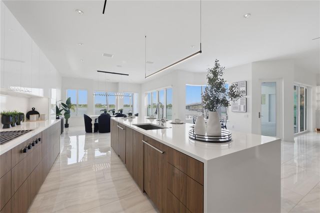 1475 JOHN RINGLING PARKWAY, Sarasota, FL 34236