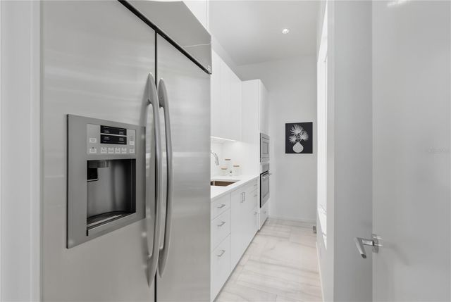 1475 JOHN RINGLING PARKWAY, Sarasota, FL 34236