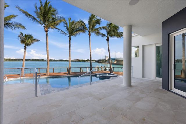 1475 JOHN RINGLING PARKWAY, Sarasota, FL 34236