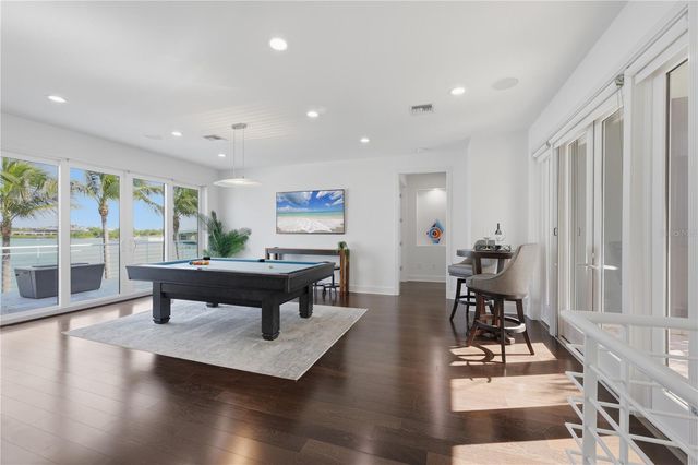 1475 JOHN RINGLING PARKWAY, Sarasota, FL 34236