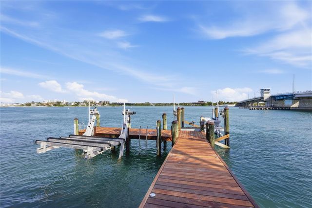 1475 JOHN RINGLING PARKWAY, Sarasota, FL 34236