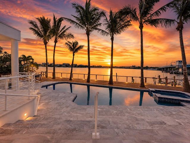 1475 JOHN RINGLING PARKWAY, Sarasota, FL 34236