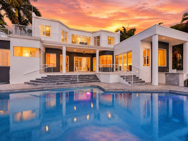 1475 JOHN RINGLING PARKWAY, Sarasota, FL 34236