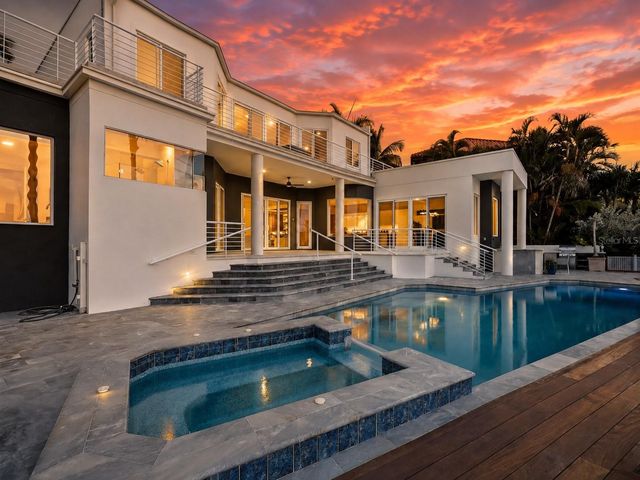 1475 JOHN RINGLING PARKWAY, Sarasota, FL 34236