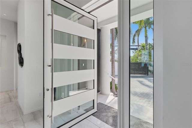 1475 JOHN RINGLING PARKWAY, Sarasota, FL 34236