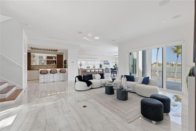 1475 JOHN RINGLING PARKWAY, Sarasota, FL 34236