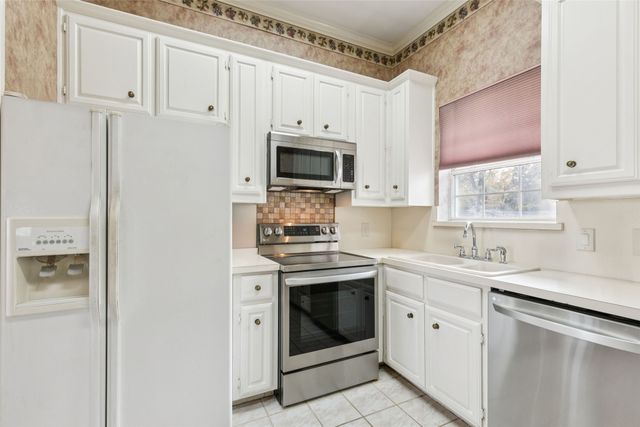 385 Meadow View Drive, Argyle, TX 76226