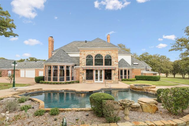 385 Meadow View Drive, Argyle, TX 76226