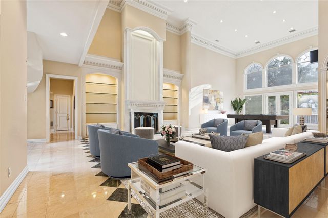 385 Meadow View Drive, Argyle, TX 76226