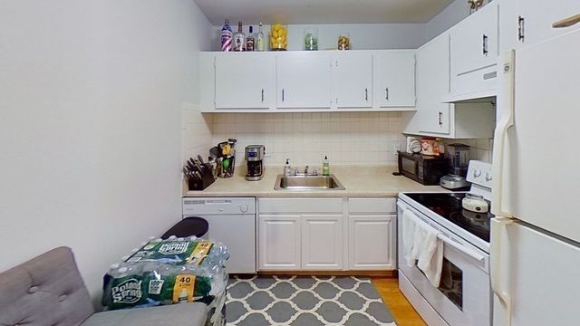 9 Weld St 38, Framingham, MA 01702