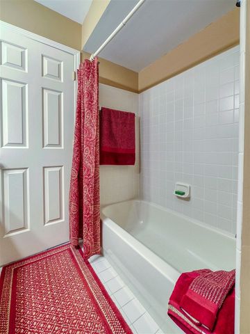 16767 W Cobblestone West Boulevard, Macomb, MI 48042