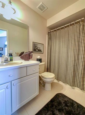 16767 W Cobblestone West Boulevard, Macomb, MI 48042