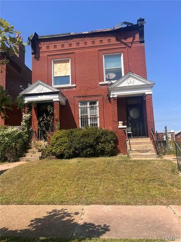 4555 Clarence Avenue, St Louis, MO 63115
