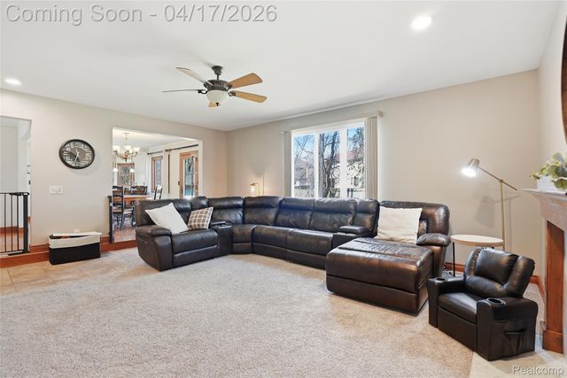 4201 Berryhill Court, Waterford Charter Township, MI 48329