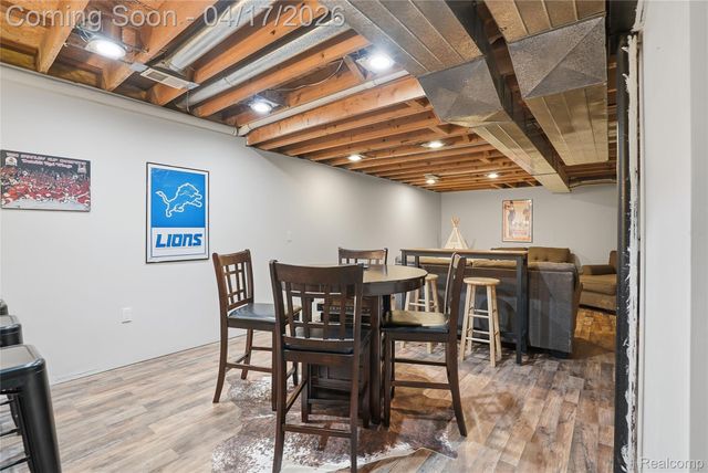 4201 Berryhill Court, Waterford Charter Township, MI 48329