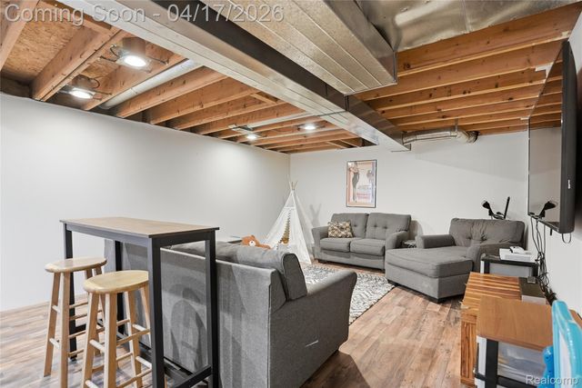 4201 Berryhill Court, Waterford Charter Township, MI 48329