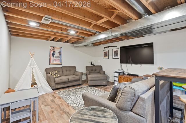 4201 Berryhill Court, Waterford Charter Township, MI 48329