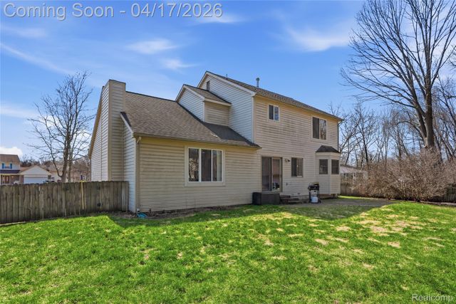 4201 Berryhill Court, Waterford Charter Township, MI 48329