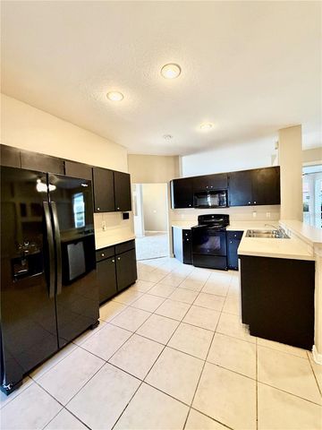 3415 SILVER MEADOW WAY, Plant City, FL 33566
