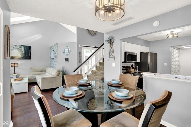 9583 Bay Vista West Drive, Indianapolis, IN 46250