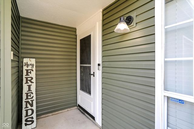 9583 Bay Vista West Drive, Indianapolis, IN 46250