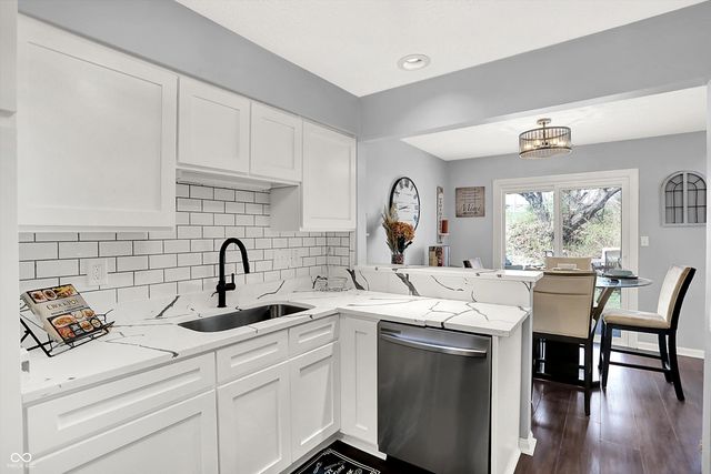 9583 Bay Vista West Drive, Indianapolis, IN 46250