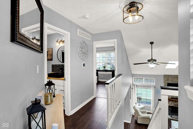 9583 Bay Vista West Drive, Indianapolis, IN 46250