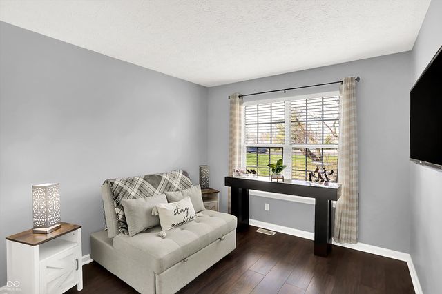 9583 Bay Vista West Drive, Indianapolis, IN 46250