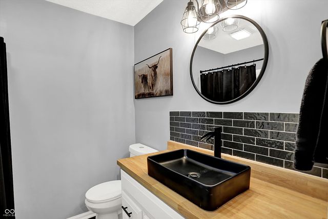 9583 Bay Vista West Drive, Indianapolis, IN 46250